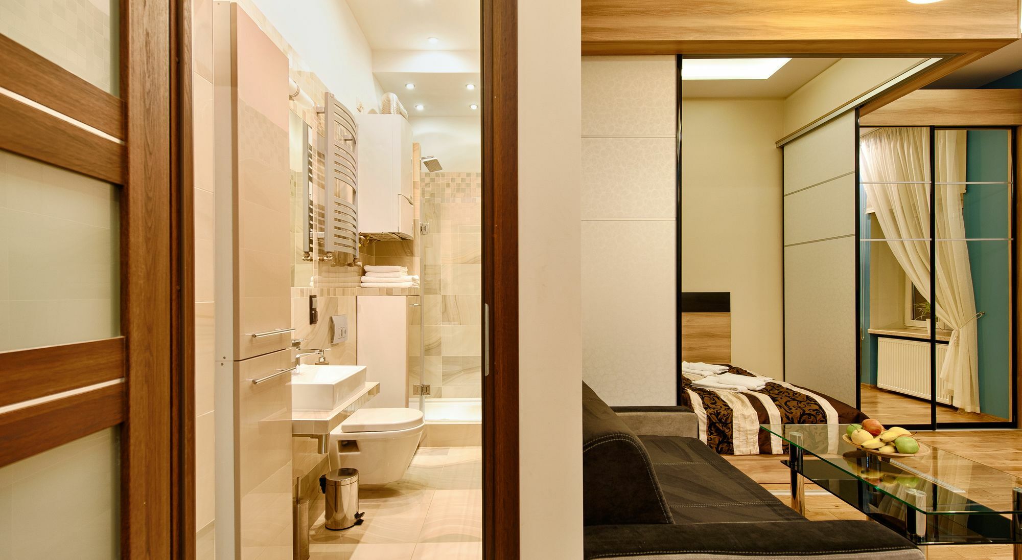 Studio Apartment